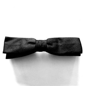 ORMOND Vintage 3 Inch Black Clip On Bow Tie